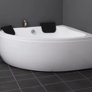 1018 Freedom indespa 140 cm i badeværelsesmiljø. Fra SPA Kompagniet.