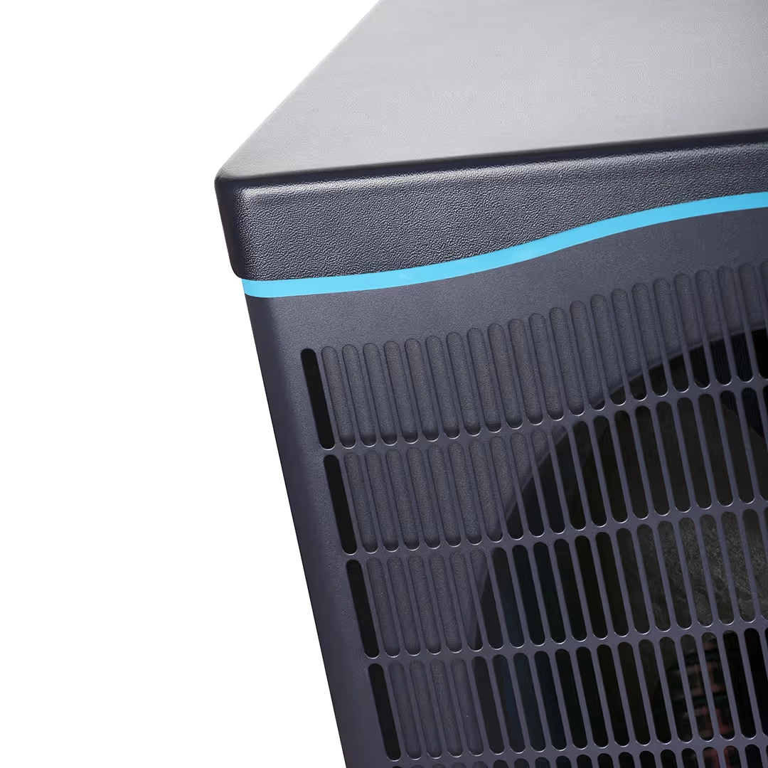 8016 Skyfish varmepumpe 13,5 kW close up. | SPA Kompagniet