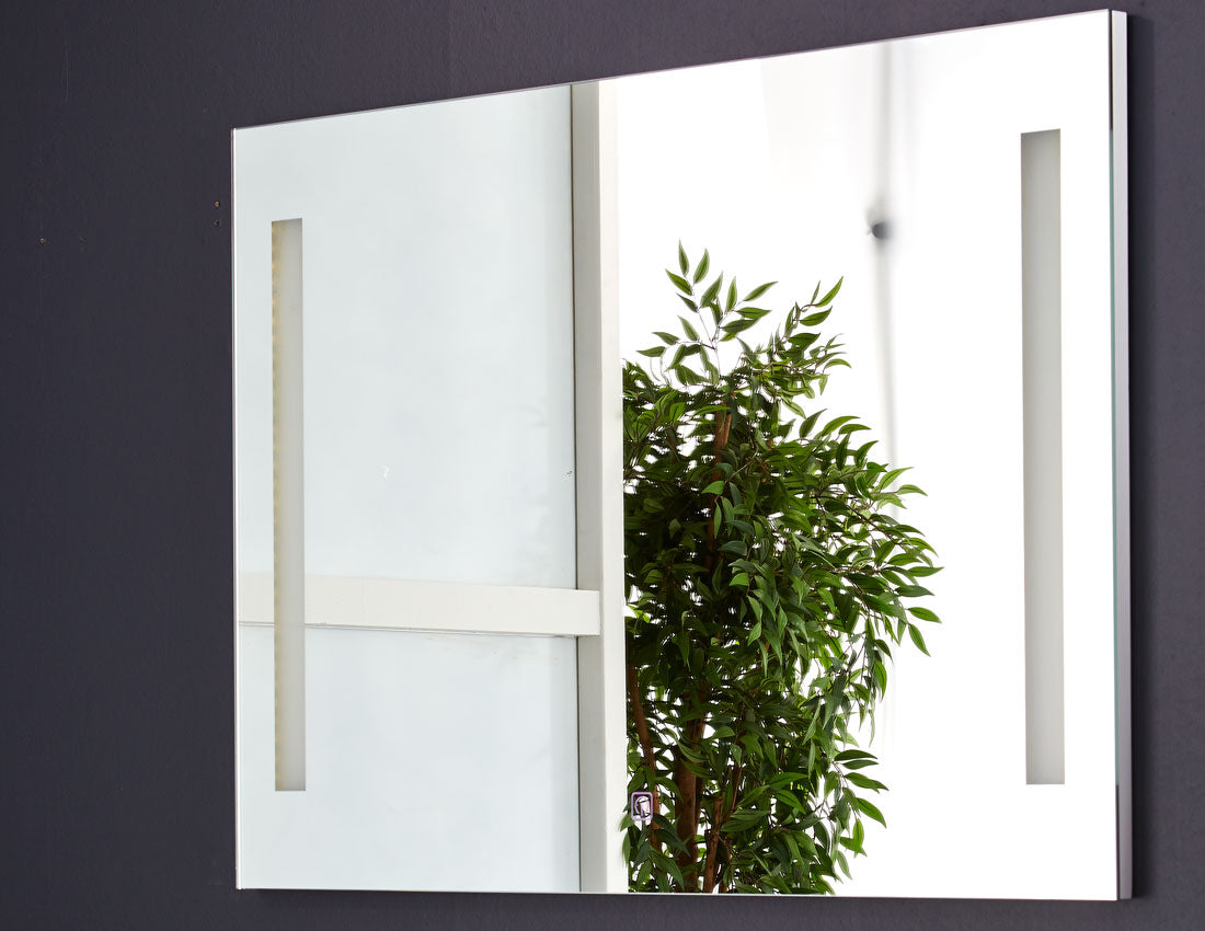 5417 Slimline spejl 100x70 cm. med LED lys. Fra SPA Kompagniet.