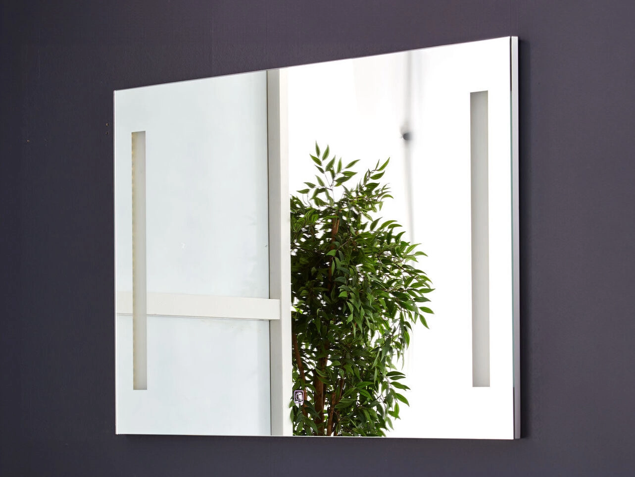 5439 Slimline antidug spejl med led lys 100x70 cm. Fra SPA Kompagniet.