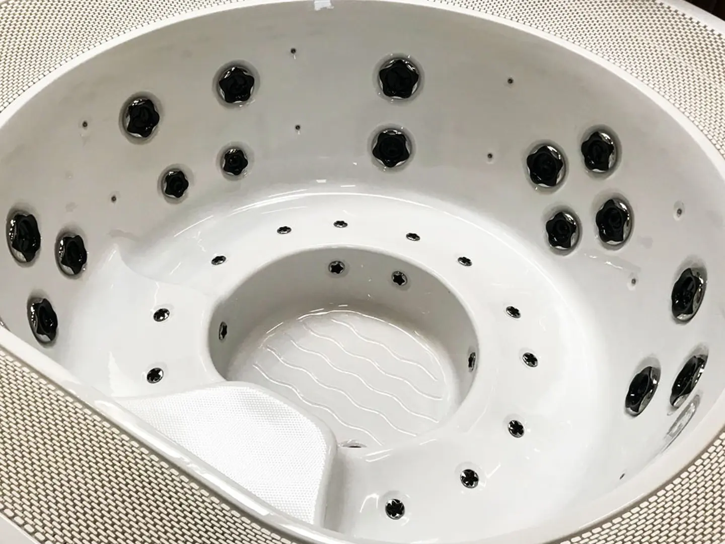 Dyser i Acapulco udespa. | SPA Kompagniet