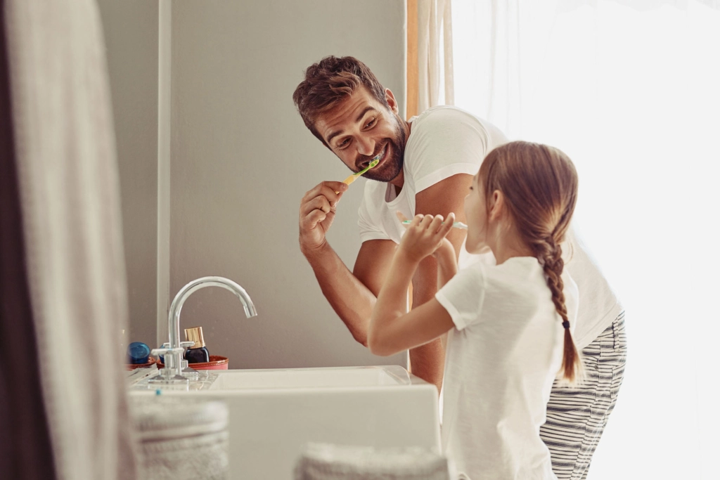Moderne bademøbler og vask fra SPA Kompagniet i høj kvalitet med Solid Surface og soft-luk skuffer